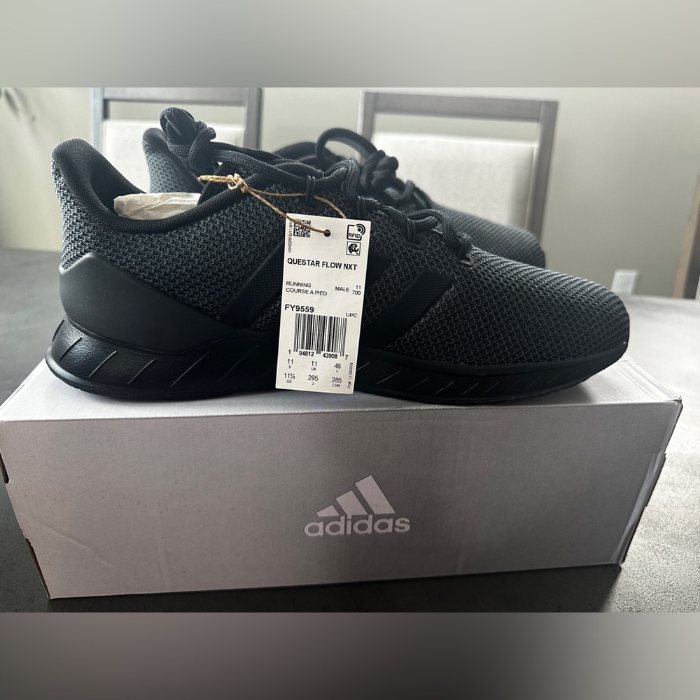 Adidas Questar Flow NXT
